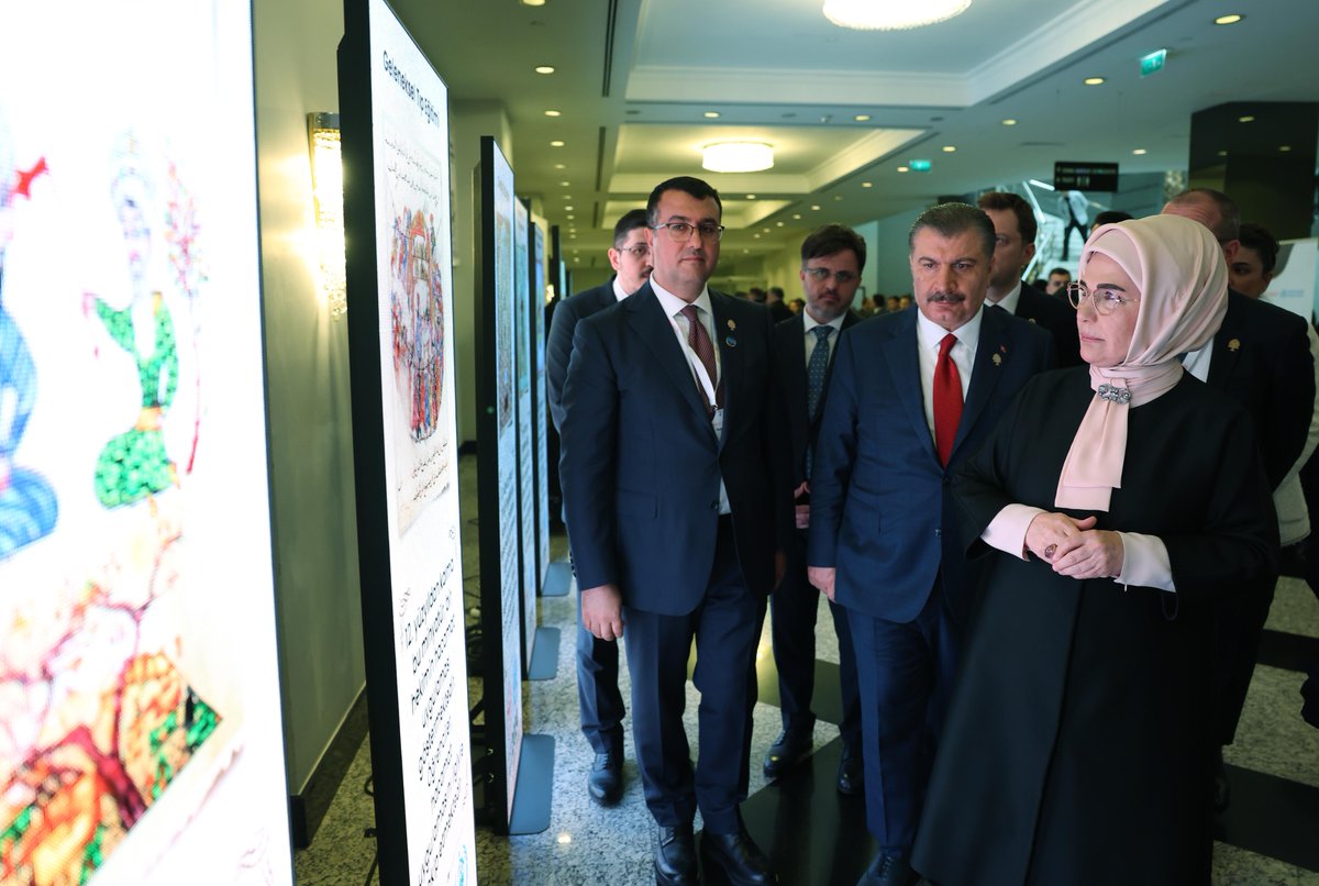 First Lady Emine Erdoğan attended the 15th International Regulatory Cooperation for Herbal Medicines Meeting in Istanbul.