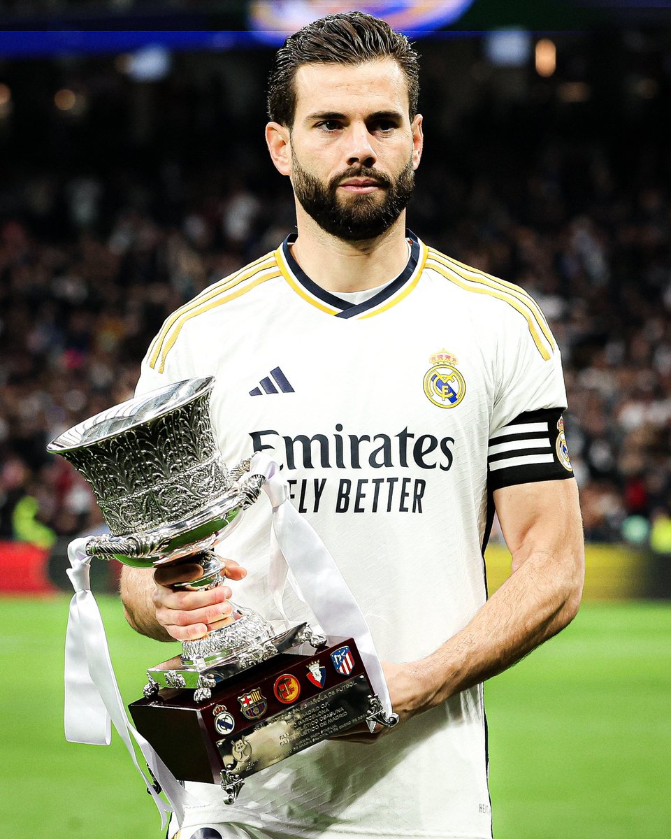 Kapten Real Madrid, Nacho Fernandez, dikabarkan sudah bilang ke pihak klub kalau dirinya akan berpisah dengan Real Madrid pada akhir musim, bulan Juni 2024 nanti saat kontrak nya habis. (@Marca, @jfelixdiaz, @FabrizioRomano)