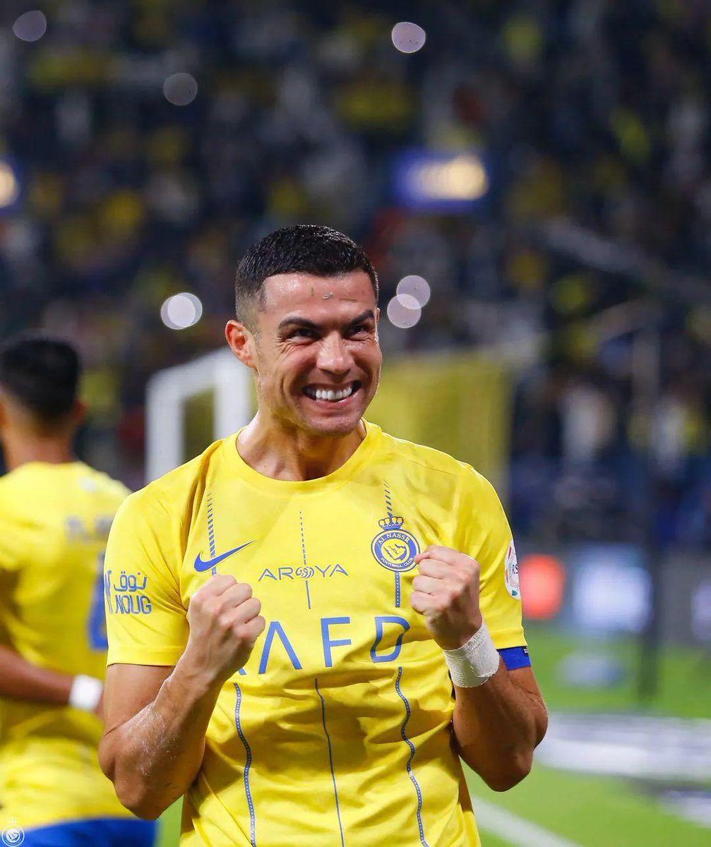 Ganó Al-Nassr 3-1 común doblete de Mane. Cristiano cumplió la suspención y volverá a jugar el 27 de Abril por la Liga Saudí 🇸🇦 Vuelve el mejor jugador del mundo 🐐