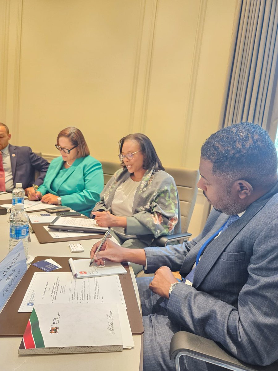 2/4. Today, hosted by Kendra Gaither, President of US - Africa Business Centre, and her team at the US Chamber of Commerce headquarters in Washington DC.@rebecca_miano @StateHouseKenya @kenya_chamber @USEmbassyKenya @WorldBank @AmChamKE @SpokespersonGoK