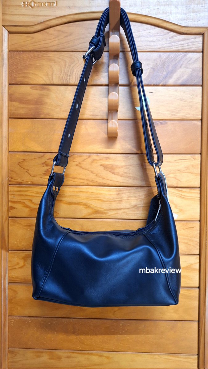 reviewjualan's tweet photo. ✨️slingbag/shoulder bag kamiya
tas ke dua dr brand ini, jujur bahan tas kamiya ini emng bagus banget bikin balik lagi mau beli.

✅️https://t.co/xzvPQrOS7T https://t.co/MZE23lvZR5