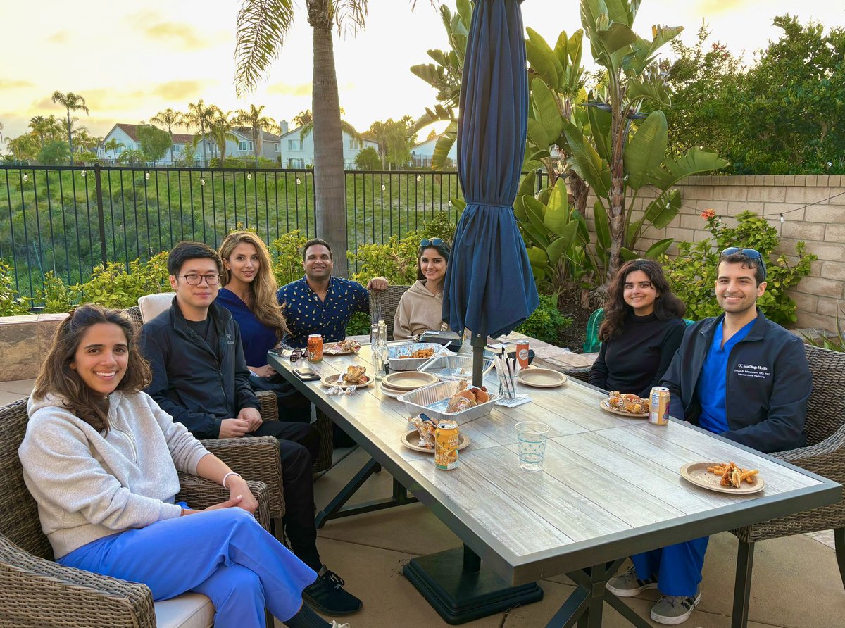 Thank you, Dr. Khurana, for hosting the Body Leopold Club at your beautiful home! 🤩☺️ It was an incredible evening of learning and bonding! 📚😊 We are fortunate to have you at UCSD! @KhuranaBody @UCSDBodyRad