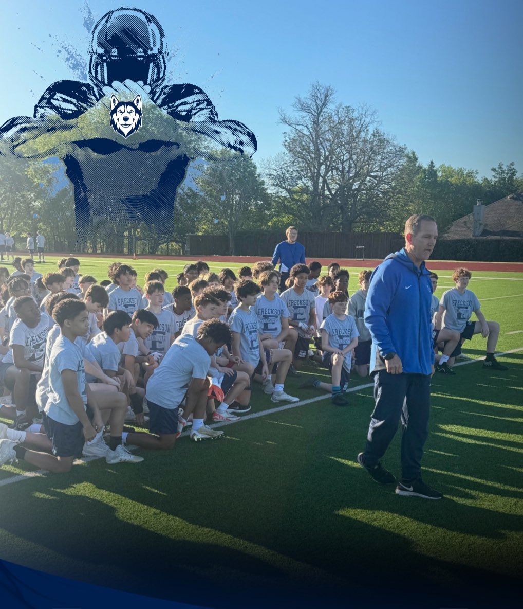 EMSBoysAth's tweet photo. Mark Your Calendars‼️
🗓️ May 1st 
⏱️ 6:00pm 
📍Eagle Stadium 

#EMSDawgPound | #FutureEagles https://t.co/ra2IszQNv2