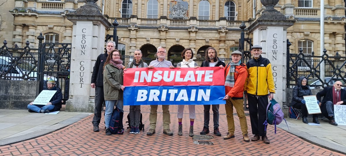 🚨 9 INSULATE BRITAIN SUPPORTERS GIVEN SUSPENDED SENTENCES ⚖️ David, Janine, Louise, Nicholas, Rob, Nicholas, Biff, Gabriella and Stefania were handed between 12-16 week suspended sentences after taking action against fuel poverty. ✊ Read in full: insulatebritain.com/2024/04/19/ten…