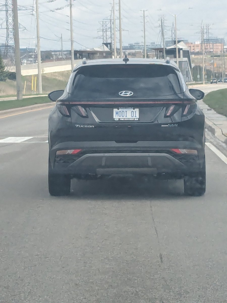 Fascism alive and well on Canadian roads 🤢