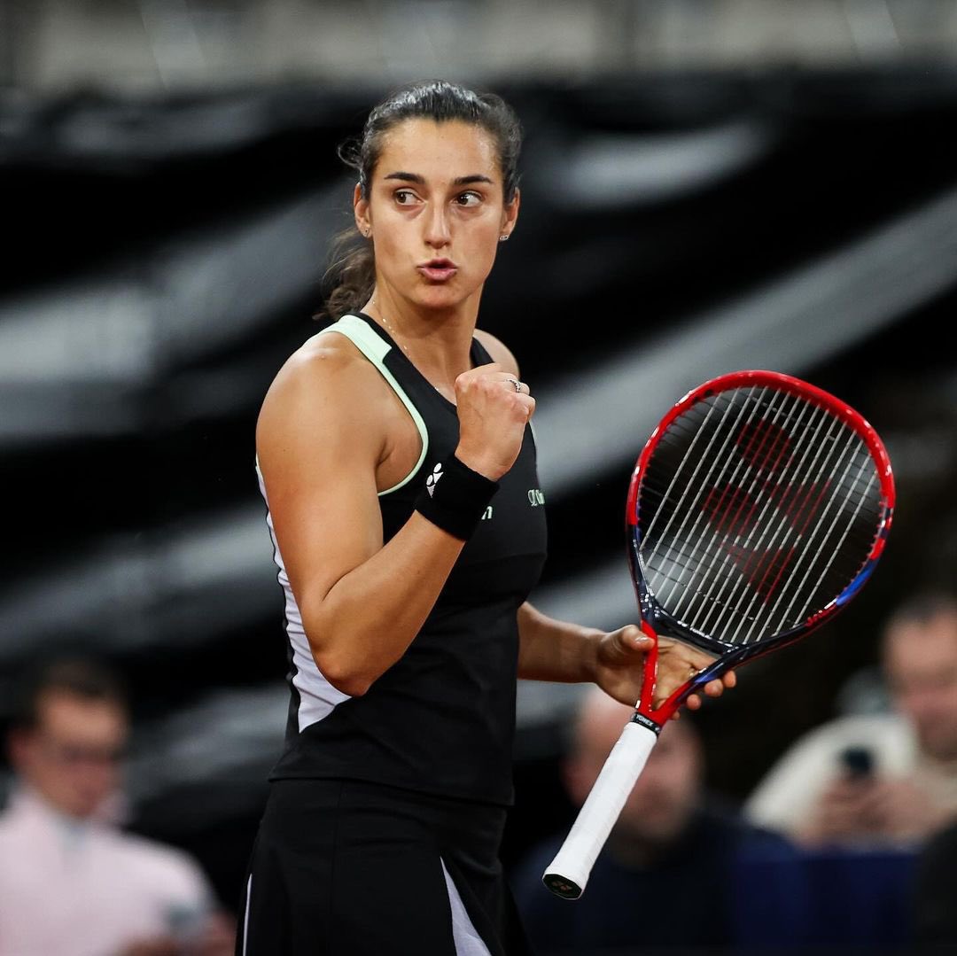 GARCIA FONCE EN 1/2 🇫🇷

Caroline Garcia écarte Elena Gabriela Ruse (6-3 6-4) au WTA 250 de Rouen et retrouve les demi-finales pour la première fois depuis Guadalajara en septembre. 🔥🦾

Elle affrontera Sloane Stephens pour une place en finale. 🔜