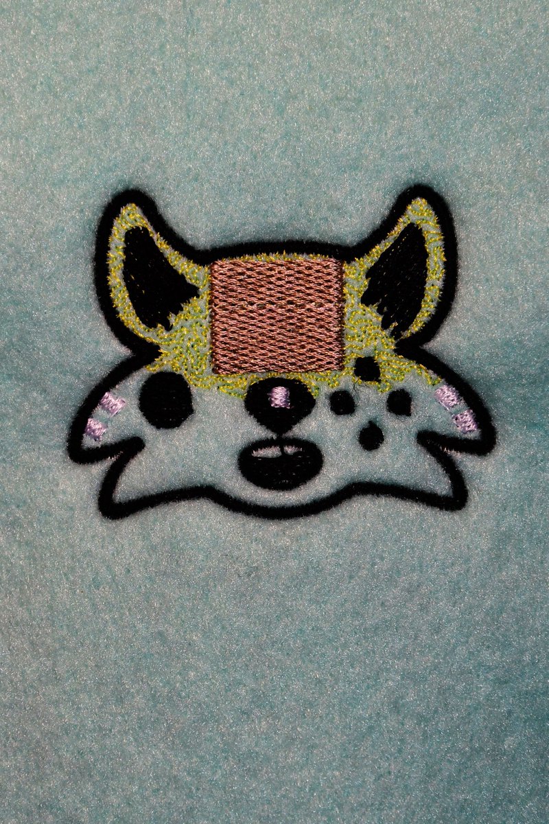 Textielbar meets badge! 🤩🤩 Volgende week lanceren we de enige echte Fri3d Camp 2024 badge. Hou onze socials in de gaten voor meer informatie 😍