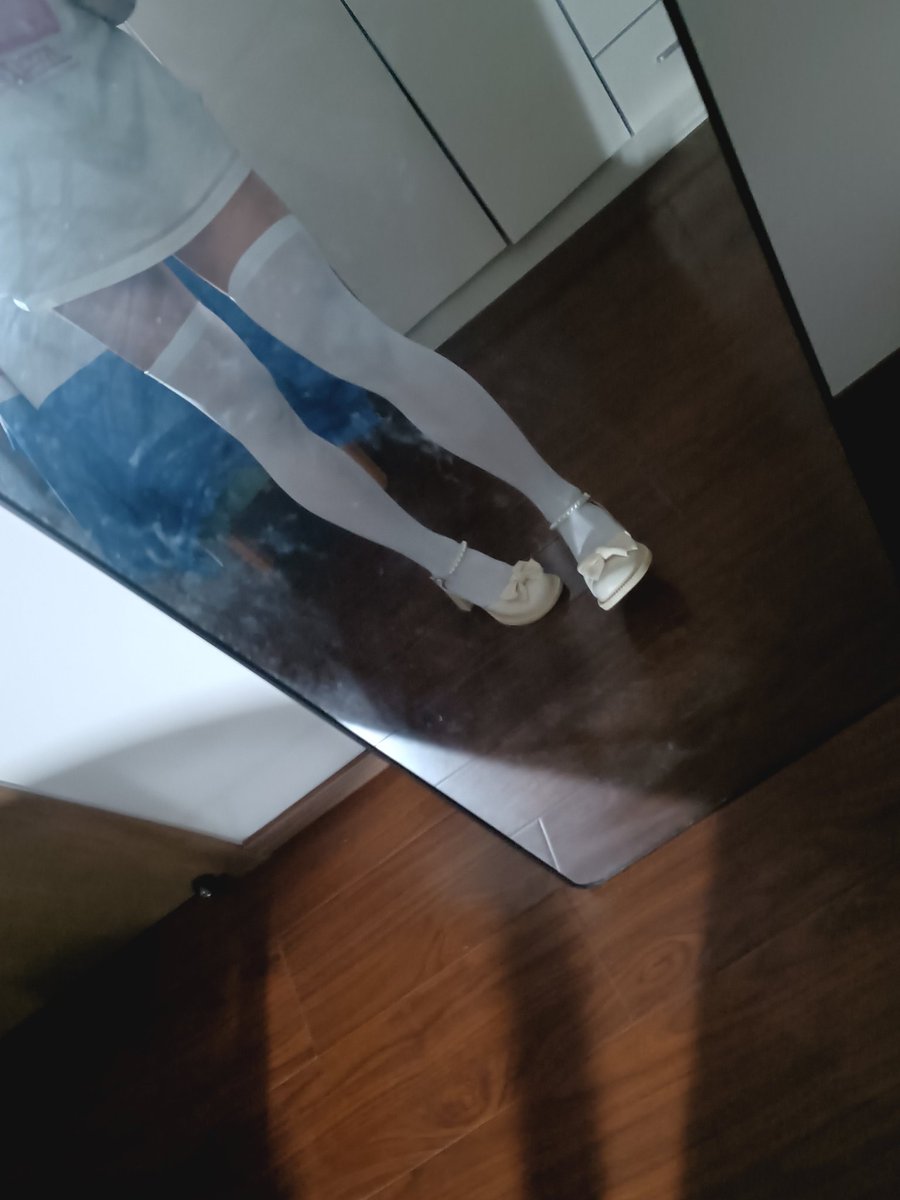 发一些腿子，没有小裙子，以后会买的qwq