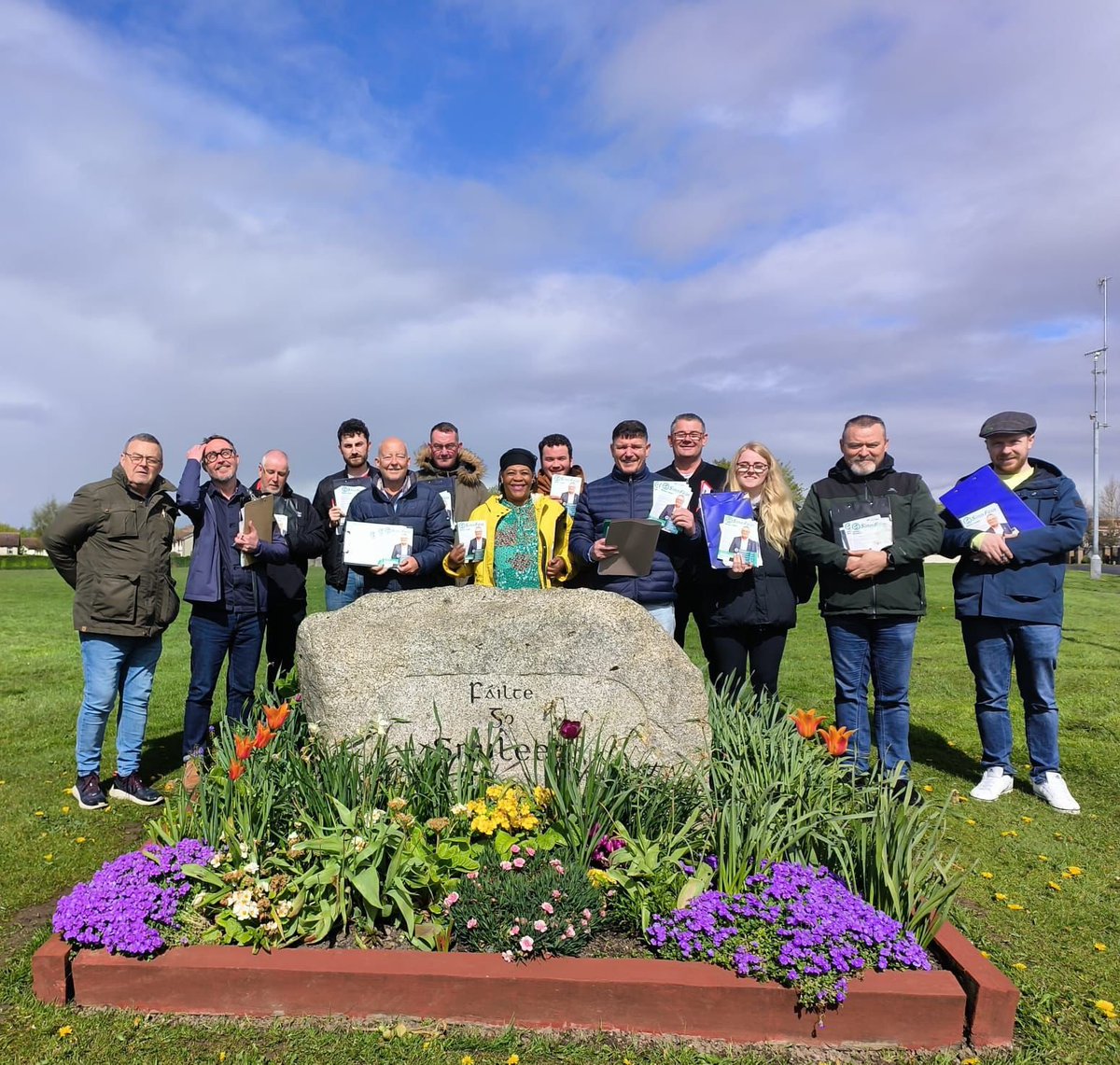 #DublinMidWestSF working together to deliver a unified message of #change

In #Clondalkin, we are standing 4 excellent candidates. Today in Sruleen / Greenpark, we canvassed on behalf of <a href="/willocareyd22/">william carey</a>
 #June7th #LE24 #EP2024 <a href="/DaithiDoolan/">Cllr. Daithí Doolan</a>
