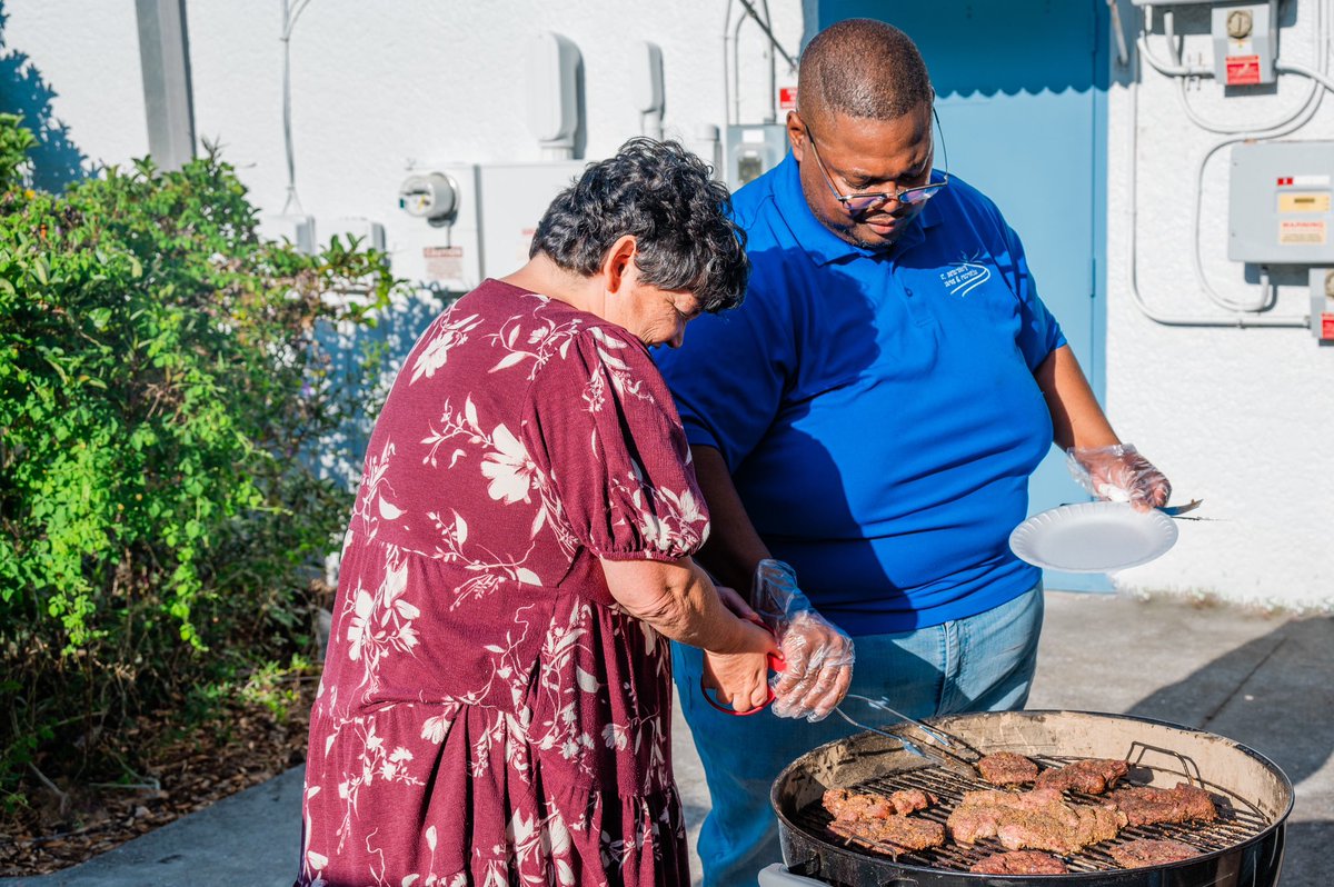 The #TherapeuticRecreation (TR) crew was busy trying out a new class offering: 'Grills and Chills'—a cooking class all about barbecuing just in time for the summer grilling season. To learn more about our TR programs, visit: stpeteparksrec.org/therapeutics #WeAreStPete