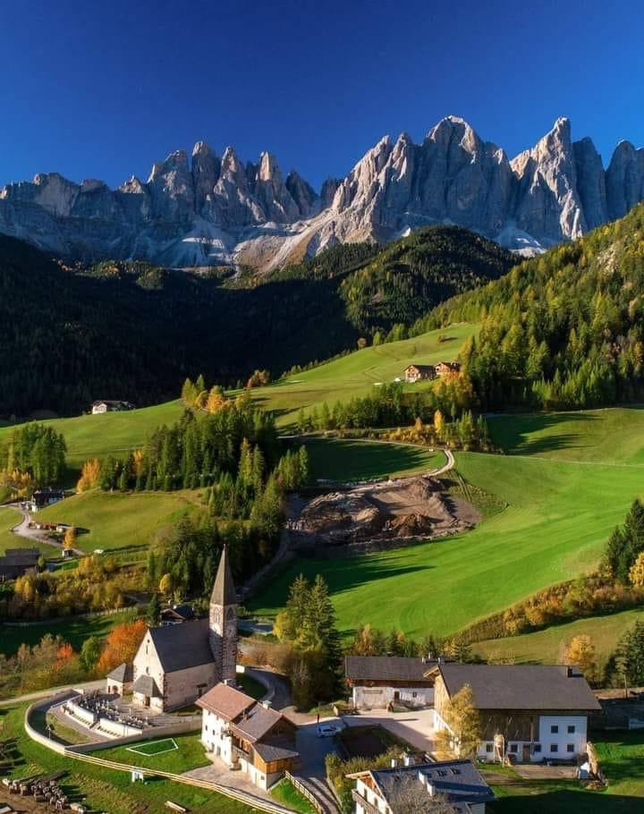 Dolomites Italy 🇮🇹