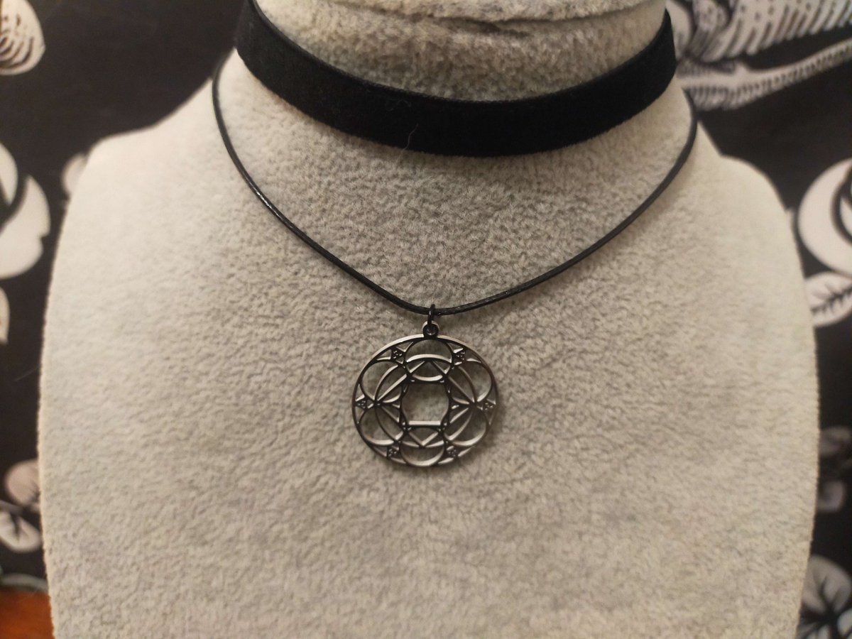 Theo Suren (ACTIVE ON BSKY) tweet media