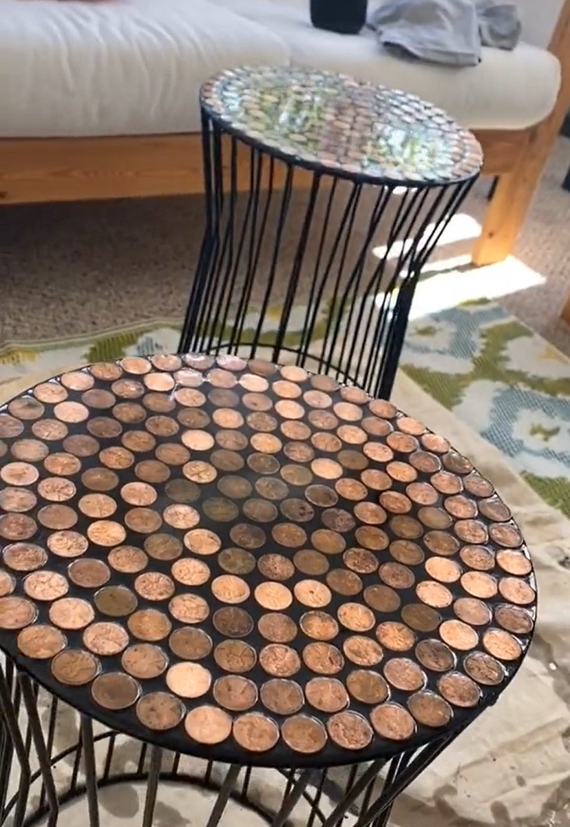 amazinggoop's tweet image. DIY penny table tops!✨ 

tinyurl.com/yjf3a8aj 

#mc127 #weekendproject  #create #maker #money #pennies #epoxyresin #resinart #diy #furnituremakeover #furnitureflip #beautiful #woodworking #decor #epoxyresin #resin #Famowood #GlazeCoat