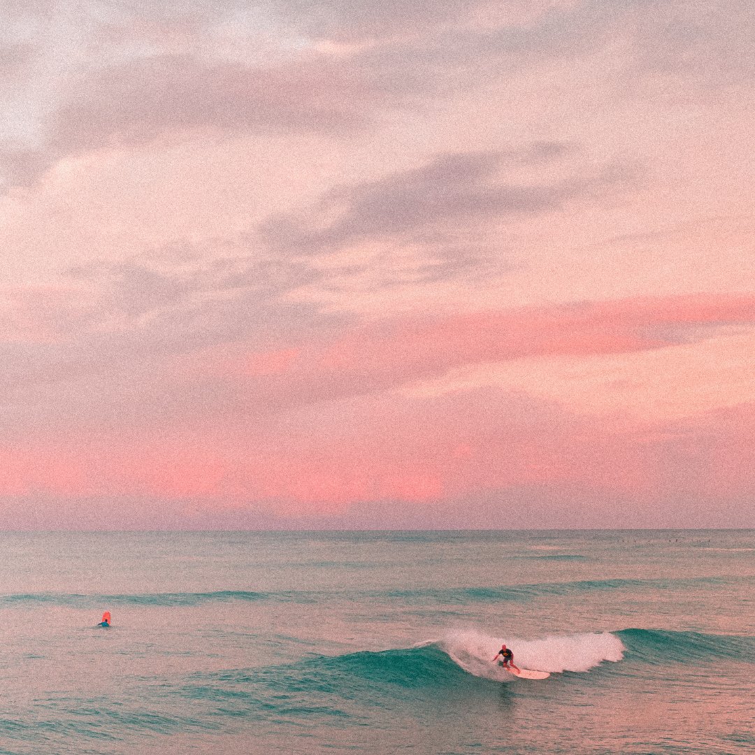 As the sun dips low, signaling the end of a long week, remember to pause and soak in the beauty. What’s your sunset plan? #EternoVerano