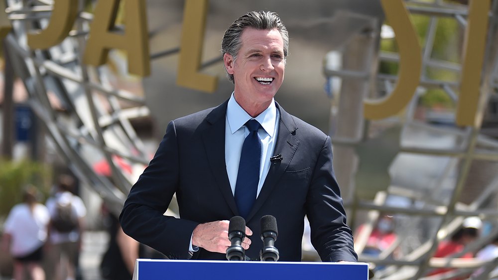 Rani_Rant_Fest's tweet photo. @InsideWithPsaki @GavinNewsom I demand the Governors picture be changed. He is too fine to have this be his photo #askjen
Come on! https://t.co/30tGFizJ3B