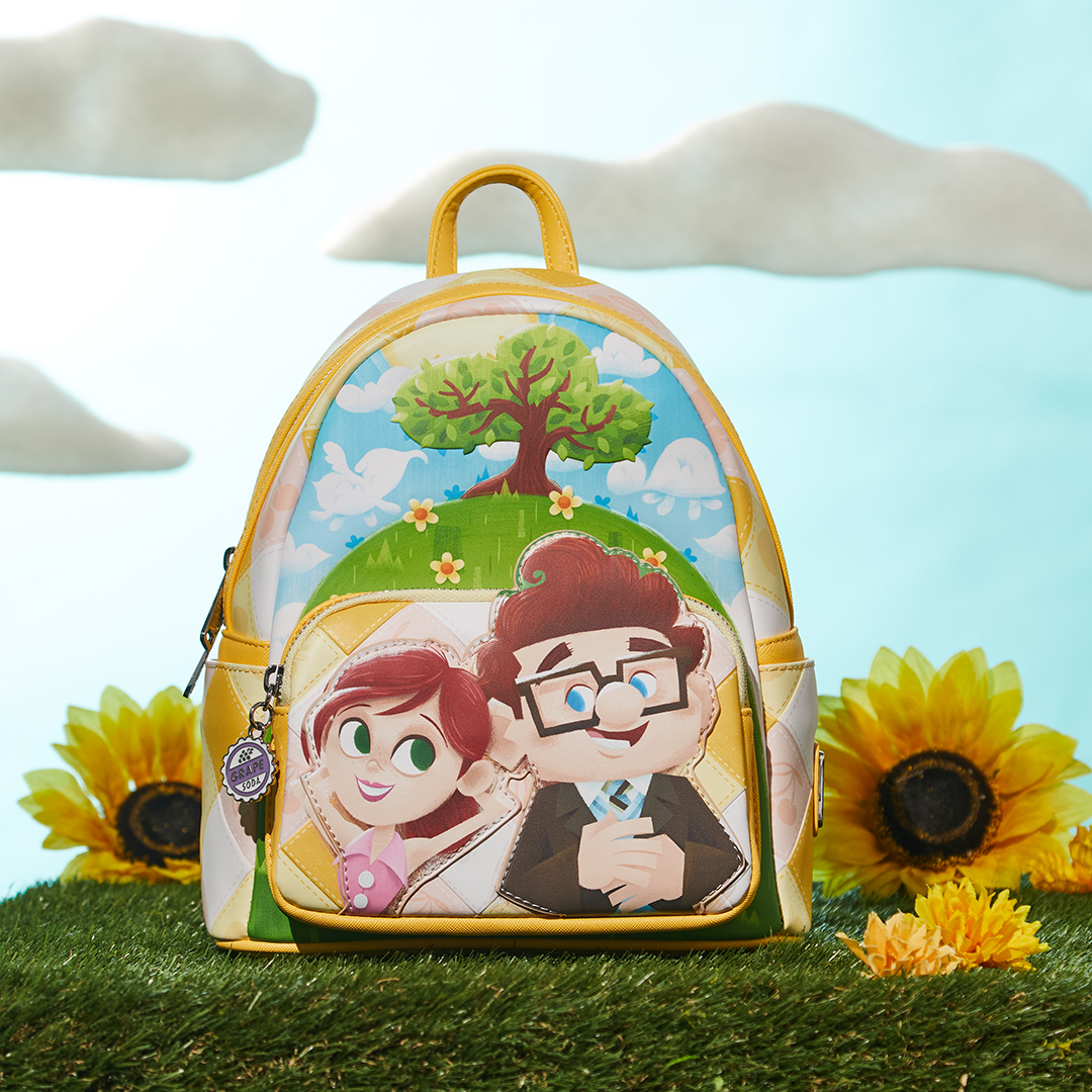 Prepare for your next picnic with our exclusive Up #Carl & #Ellie Loungefly mini backpack! 🎈 boxlun.ch/3vYDpgo