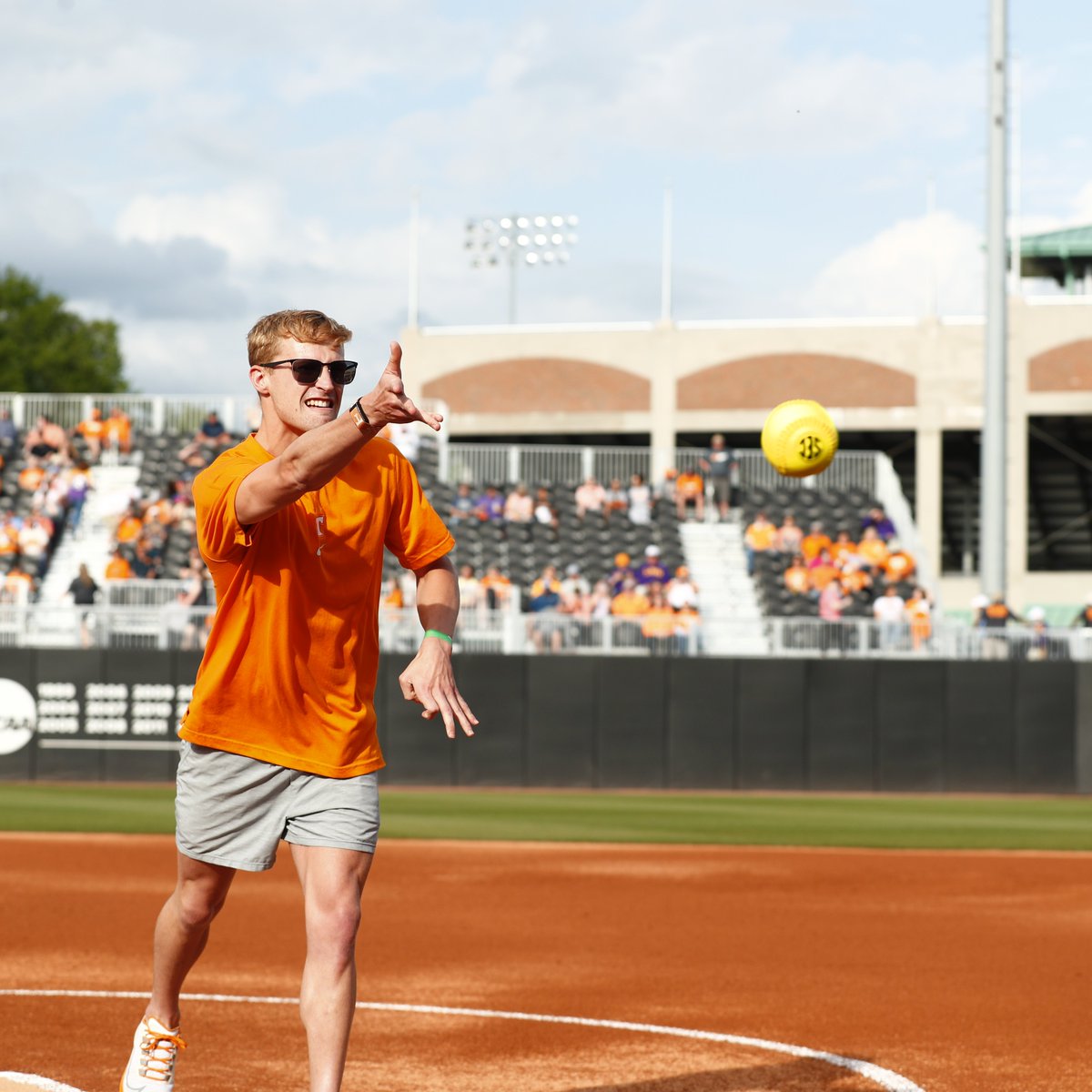 Vol_Softball tweet picture