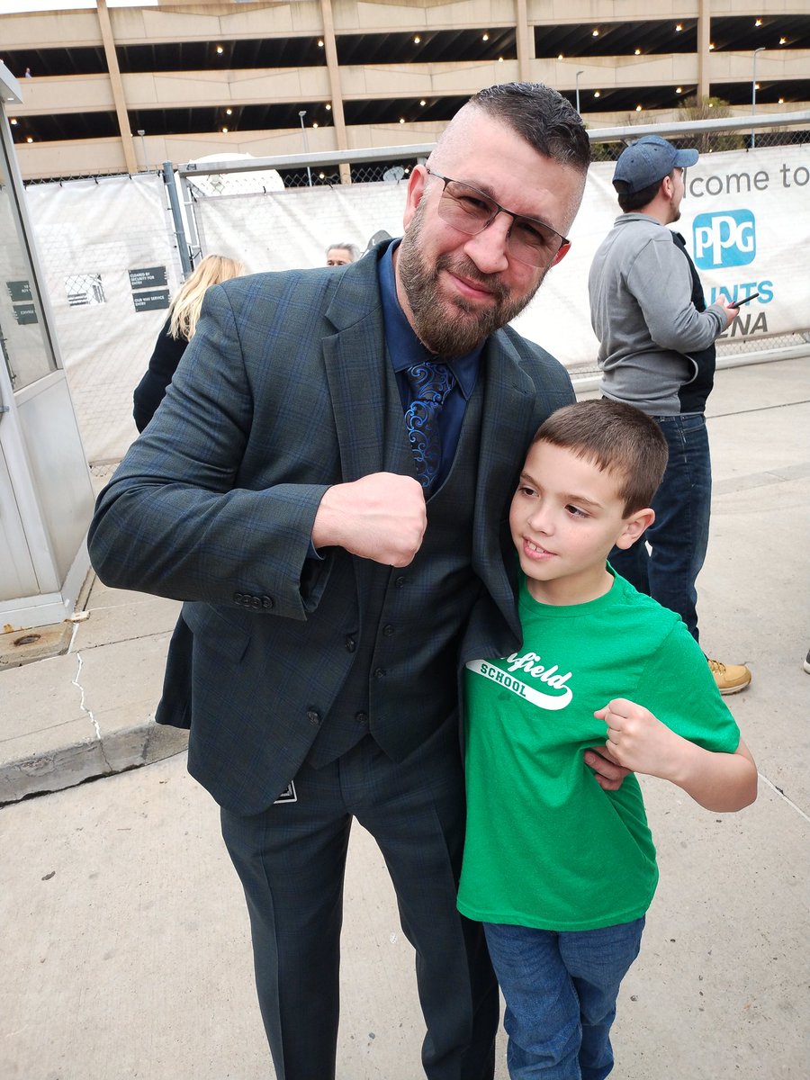 @ShaneHelmsCom thank you for coming out and taking a picture & giving my son an autograph. This is my son's first WWE show tonight in Pittsburgh.