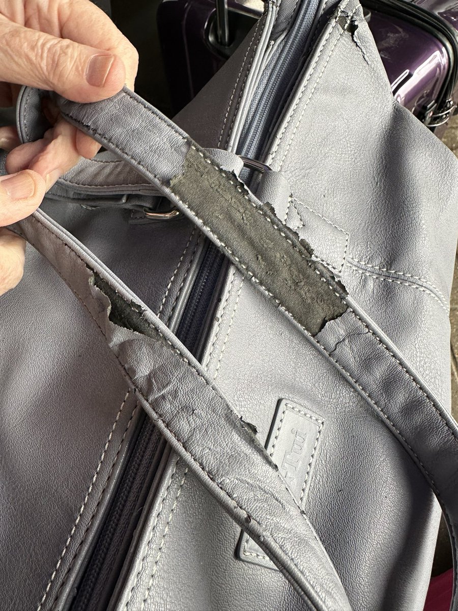clairedharvey's tweet photo. @miatuibags can you help me please I purchased a bag for my aunt back in 2017. She has only used it for 8 holidays &amp; always packs it away back in the cover bag each time but the material is breaking away? Where mine is used all the time and still looks great? https://t.co/AnVyod6USf