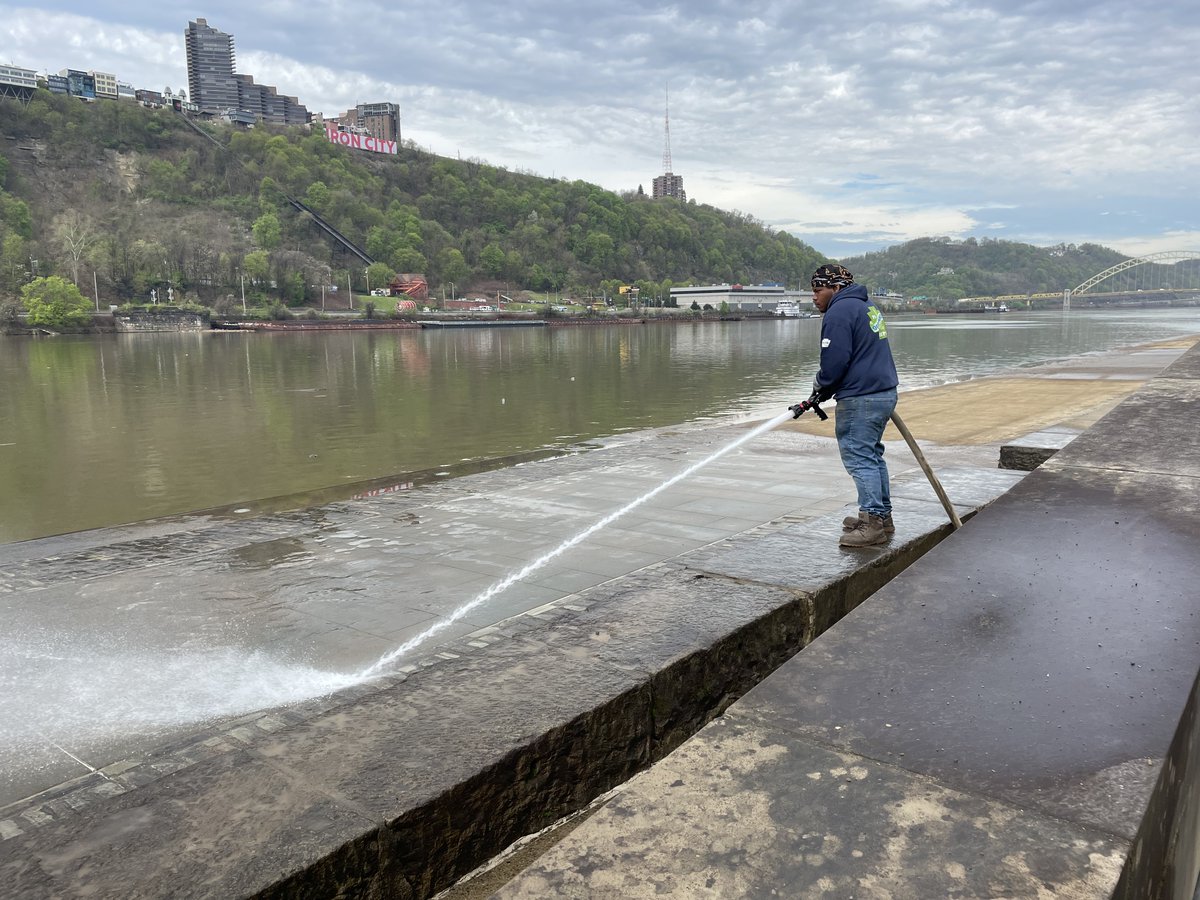 DCNRnews's tweet photo. DCNR announced that facilities at #PointStatePark in Pittsburgh impacted by two recent major flooding events have reopened ahead of schedule, and the park will ready for a busy spring and summer of events. Learn more ➡️ https://t.co/0AxVSNBJUi. #PaStateParks https://t.co/7gk93WvXG1