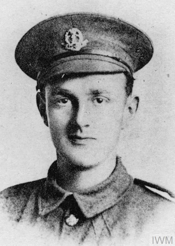 Remembering Private Herbert F. Green 🇬🇧

Machine Gun Section, 16th Battalion, Middlesex Regiment.

Death: 19 April 1917, Arras, Western Front. Commemorated on the Arras Memorial.

#lestweforget #remembrance #britishhistory #britisharmy #firstworldwar @NAM_London @BritishArmy