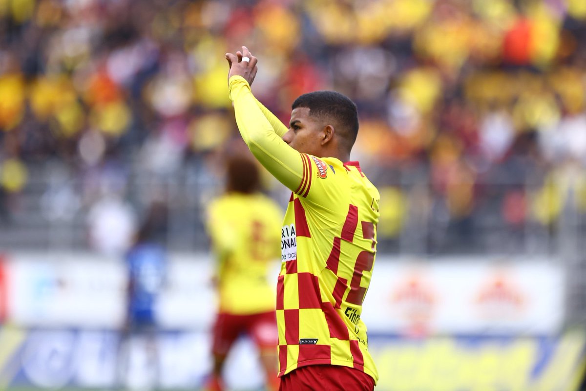 Aucas45's tweet photo. ⏱️ 26' PT. GOOOOOOL GOOOOOL GOOOOOL de #PapáAucas otra vez lo hizo "La ardilla" #LuisCano #22
#SDAucas 3️⃣ #Emelec 0️⃣
#VamosAucas
#Aucas2024
#LaNuevaHistoria https://t.co/CjwZu88Zrs