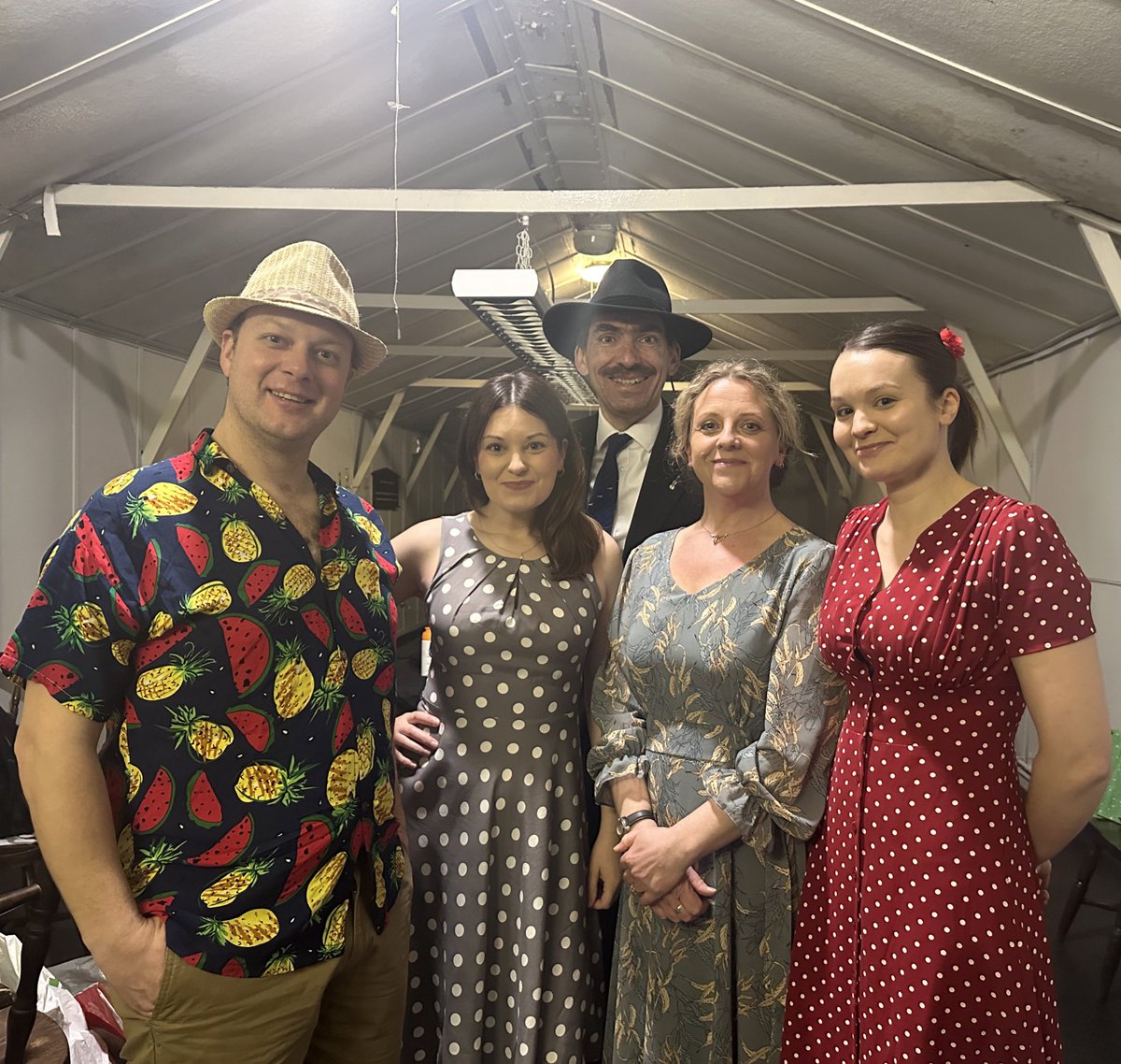 The cast before tonight’s murder mystery! Thanks Studley for being such a fab audience, we had so much fun entertaining you all. We’ll have to do it again then, say next Friday in Flyford Flavell?! 👀🕵️‍♀️🏝️ #murdermystery #cast #backstage