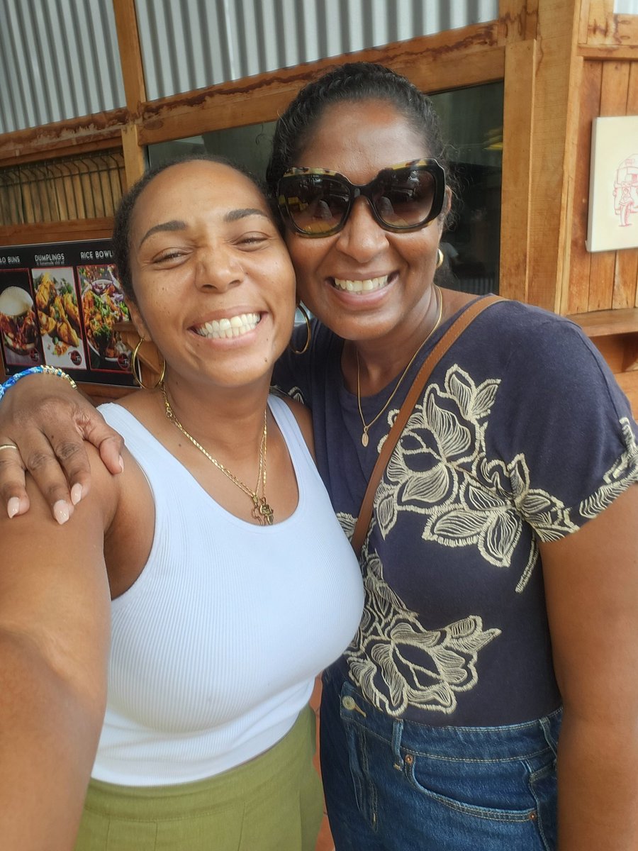 One thing I love about Trinidad and Tobago 🇹🇹 you could be going about your business and you run into one of your favourite authors. If you haven't read PLEASANTVIEW by Celeste Mohammed you absolutely should. It's one of my favourite books.