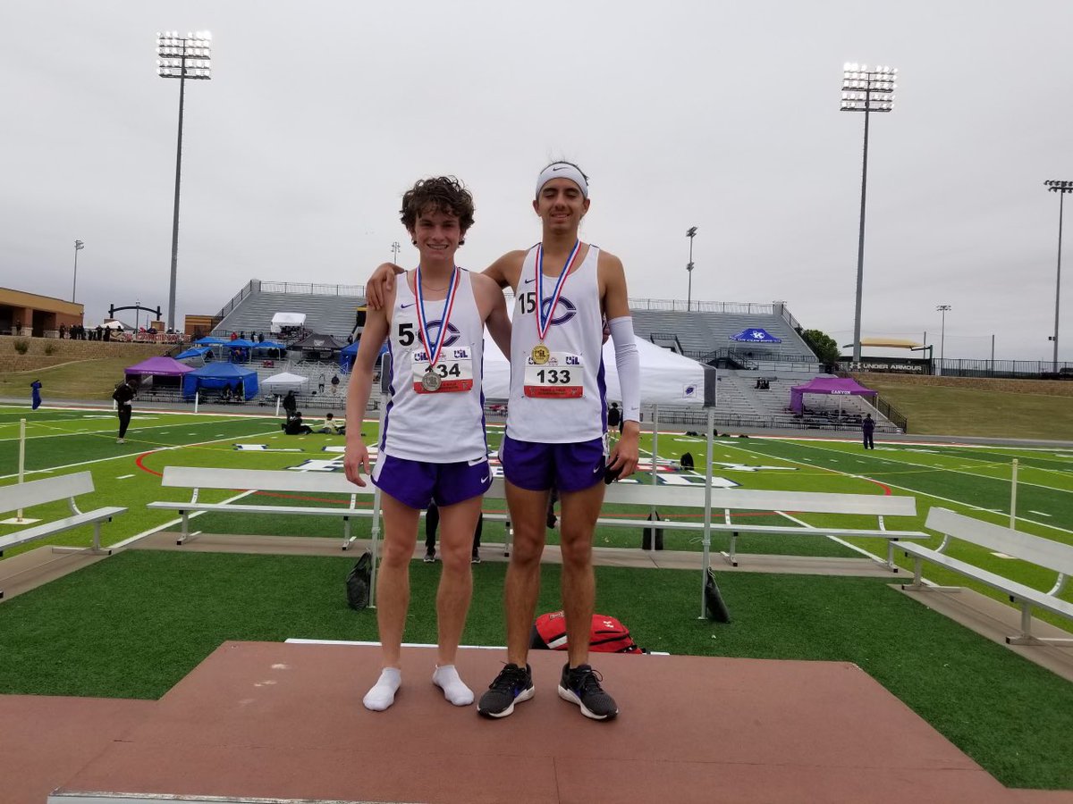 Congrats to 

Ryan Fernandez - 1st Place
Lathan Lewter - 2nd Place

3200 Regional Meet

Both are headed to the State Track Meet!!!