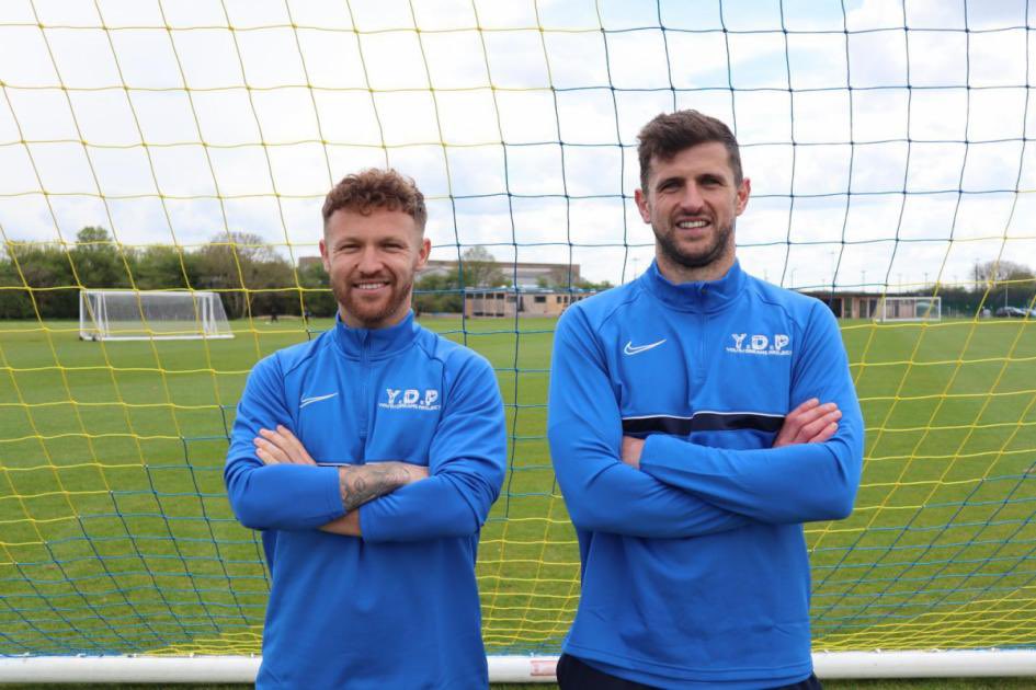 TomDavies30's tweet photo. You boys know what to do #oufc https://t.co/Vl8y9pzSx7