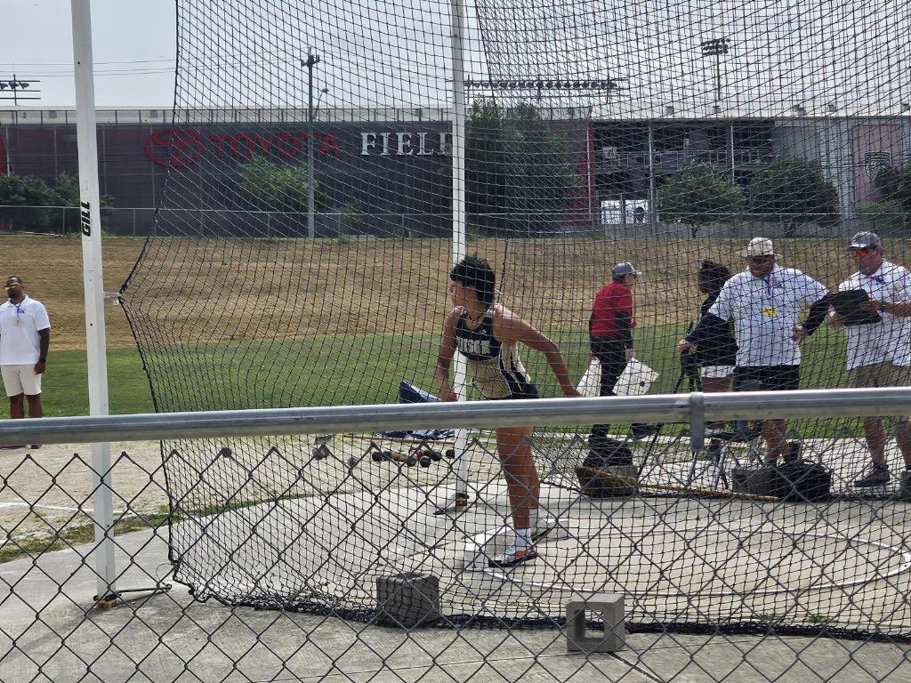 Congratulations to Maria Munoz for doing a great job representing Edison High School at the Regional Track Meet today. She competed in the Shot Put and Discuss. In the Shot Put she had a PR of 35'2.25"!