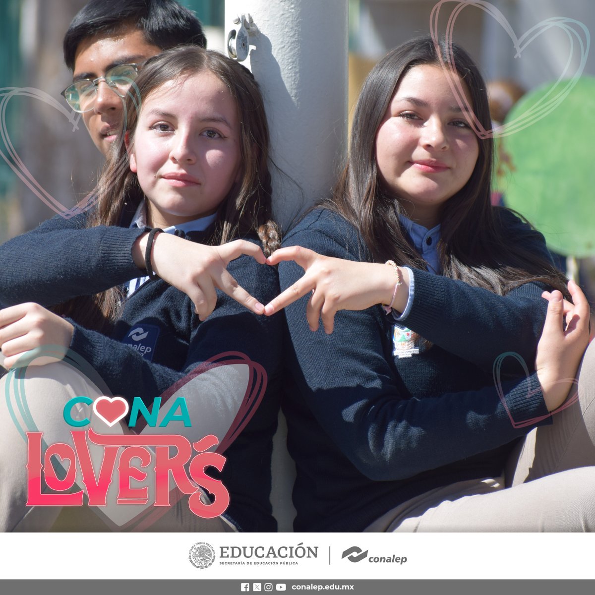 CONALEP_Mex's tweet photo. En #CONALEP, no solo compartimos aulas, ¡sino un lazo único de amistad y compañerismo que nos une como familia #CONAlover! 💚✨ Únete a nuestra comunidad. https://t.co/X3cJ1AkGk2