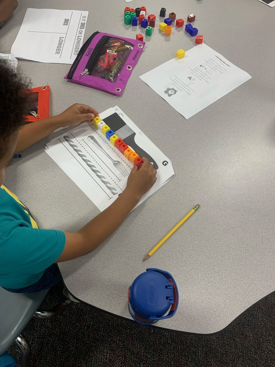 DLE_Lions's tweet image. Kindergarten exploring measuring . #justgoodteaching #livelaughloveleonetti