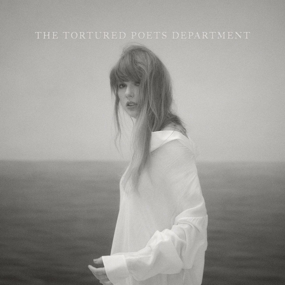 🚨| 'The Tortured Poets Department' is the FIRST album in history to debut with over 200M streams in its first day