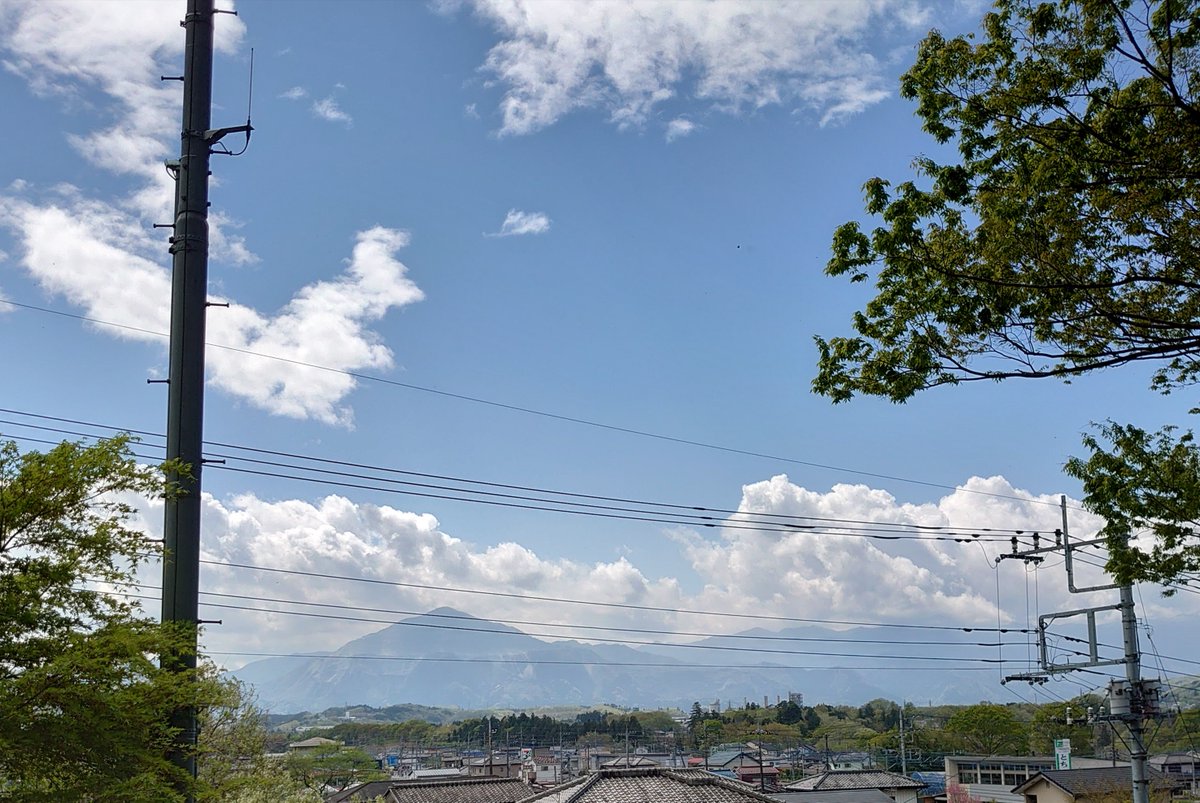 埼玉県秩父市、聖神社⛩️へお詣り🚗✨ 「銭神様」と呼ばれ、金運アップのパワースポットとして知られています✨ 秩父で見つかった銅が朝廷に献上され、近くの祝山に金山彦命（鉱山の神様）が祀られ、その後聖神社が創建されたと伝わっています🤔 #埼玉県御朱印 #聖神社 #秩父観光