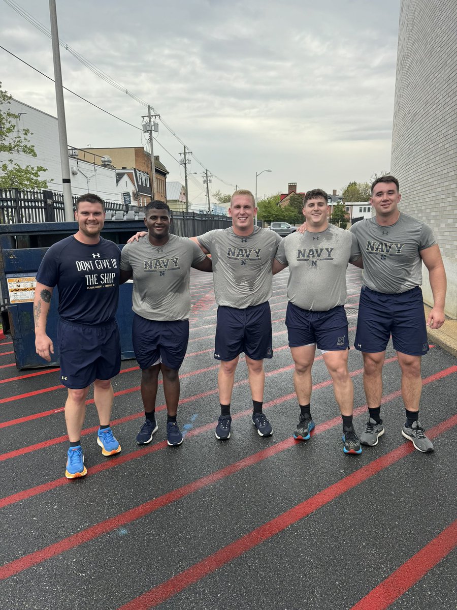 Super proud of this group of #NavyOL. They KILLED the PFT leading up Leatherneck. GET SOME!!! #NavyOL | #GoNavy | #TNS