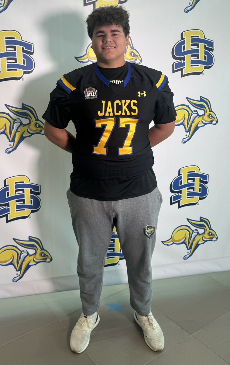 Thank you @SDSURogers3, @CoachRyanOlson, and @CoachBobbit for the Junior day invite. I had a great time in Brookings and can't wait to come back for camp in June.
