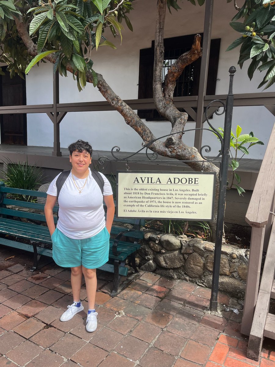 A few weeks ago I visited Olvera Street for the first time ever! It was such a beautiful day filled with hidden history. I can’t wait to revisit! Check out the Museum of Social Justice it was one of my favorites. #CSUDHmsw501 @csudh_msw