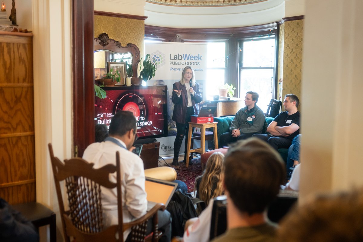 foresightinst's tweet image. Thank you to our speakers David Furman, Mike Grace, @pablo_moncada_, @anaprosina, Aaron Krane, and @AsherSoryl for their thoughtful presentations at our Space mini-workshop. Special thanks to @protocollabs for co-hosting, and all of you who attended! #LabWeekPG