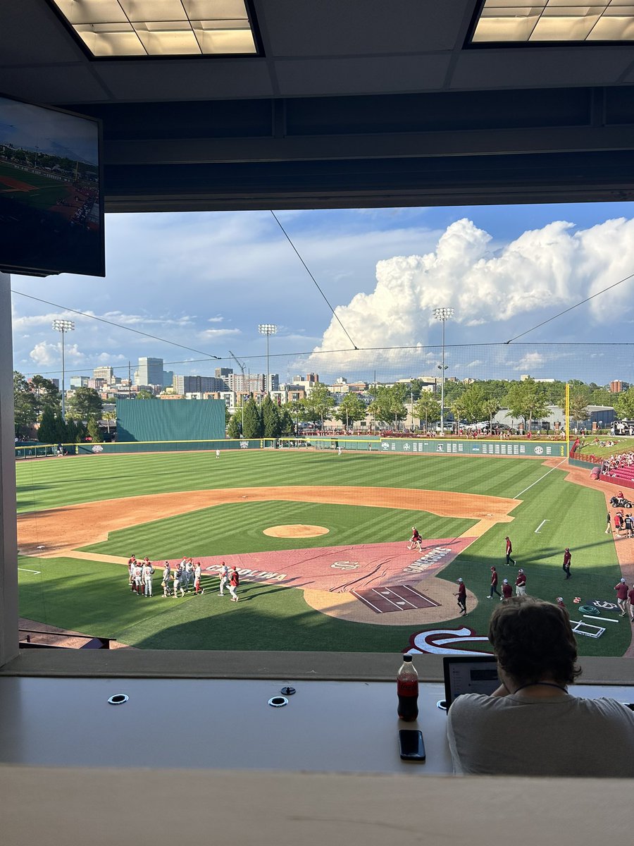 Big night in Founders tonight. Game 1 of the series for No. 2 Arkansas v.s. No. 20 South Carolina. I’m here covering it for <a href="/TDG_Sports/">The Daily Gamecock Sports</a>! Follow along for more updates!