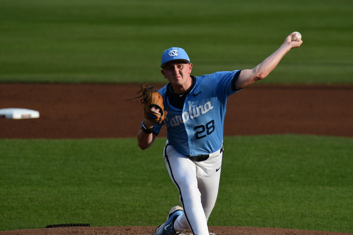 Getting my first live look at @DiamondHeels LHP Shea Sprague, who has been a key rotation piece since transferring in from Elon. 3/4 lefty attacking at 89-92 in scoreless first, with a very good deceptive changeup and a quality curveball. Used all 3 pitches to record outs in 1st.