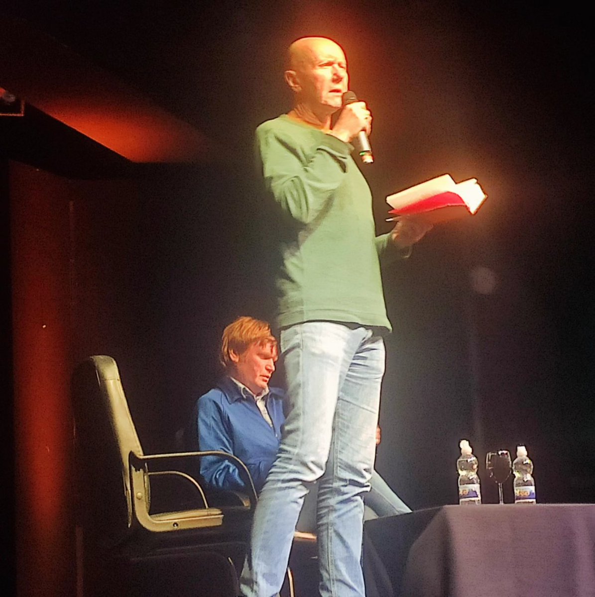 Great meeting @IrvineWelsh in Dublin tonight. Little did I realise he would end up reading from my own personal copy of Trainspotting onstage! Don't miss him if he is in town! #Trainspotting #IrvineWelsh