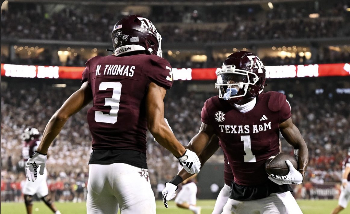 Blessed to receive an Offer from @AggieFootball ⚪️ @HolmonWiggins @wpg_coach_rip @CraigBowman2 @LawrencHopkins @MacCorleone74 @BHoward_11 @HA_Hawks_FB @Coach_CJBailey