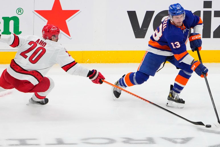 2024 NHL PLAYOFF PREVIEW: Carolina Hurricanes vs. New York Islanders

<a href="/RyanDadoun/">Ryan Dadoun</a> provides insight on #CauseChaos  vs the #Isles  - this will be an interesting matchup - key matchups, x-factor, fantasy takes, prediction + more

tinyurl.com/bdjpv86c