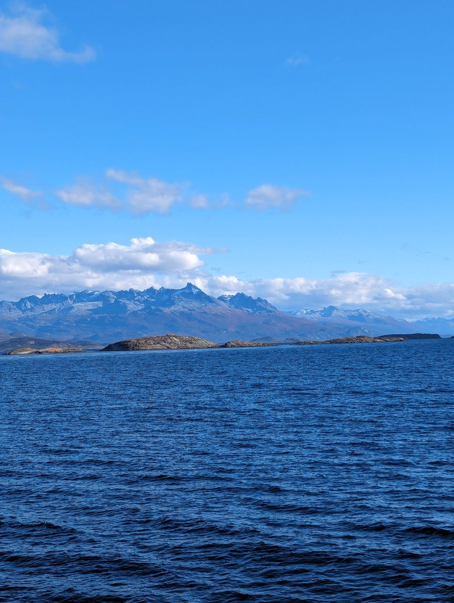 👥Wrapping up a Phenomenal conference #ISNWCN with #Ushuaia🐧🦭🐳 #FinDelMundo 🖇️👭👬Strengthening new & old friendships 🌀Following through life cycles of projects/initiatives!📝 🇦🇷Spectacular country #Argentina 👩🏻‍⚕️A satisfied #Nephrologist & awestruck #Travelenthusiast 🧳