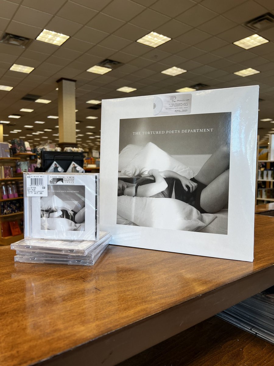 BNSunsetValley's tweet photo. Today we're celebrating Taylor and The Tortured Poets Department! We’ve been listening all day so make sure to come and grab your very own vinyl and CD! 

#bnsunsetvalley #barnesandnoble #taylorswift #thetorturedpoetsdepartment https://t.co/A6WoRFj2zX