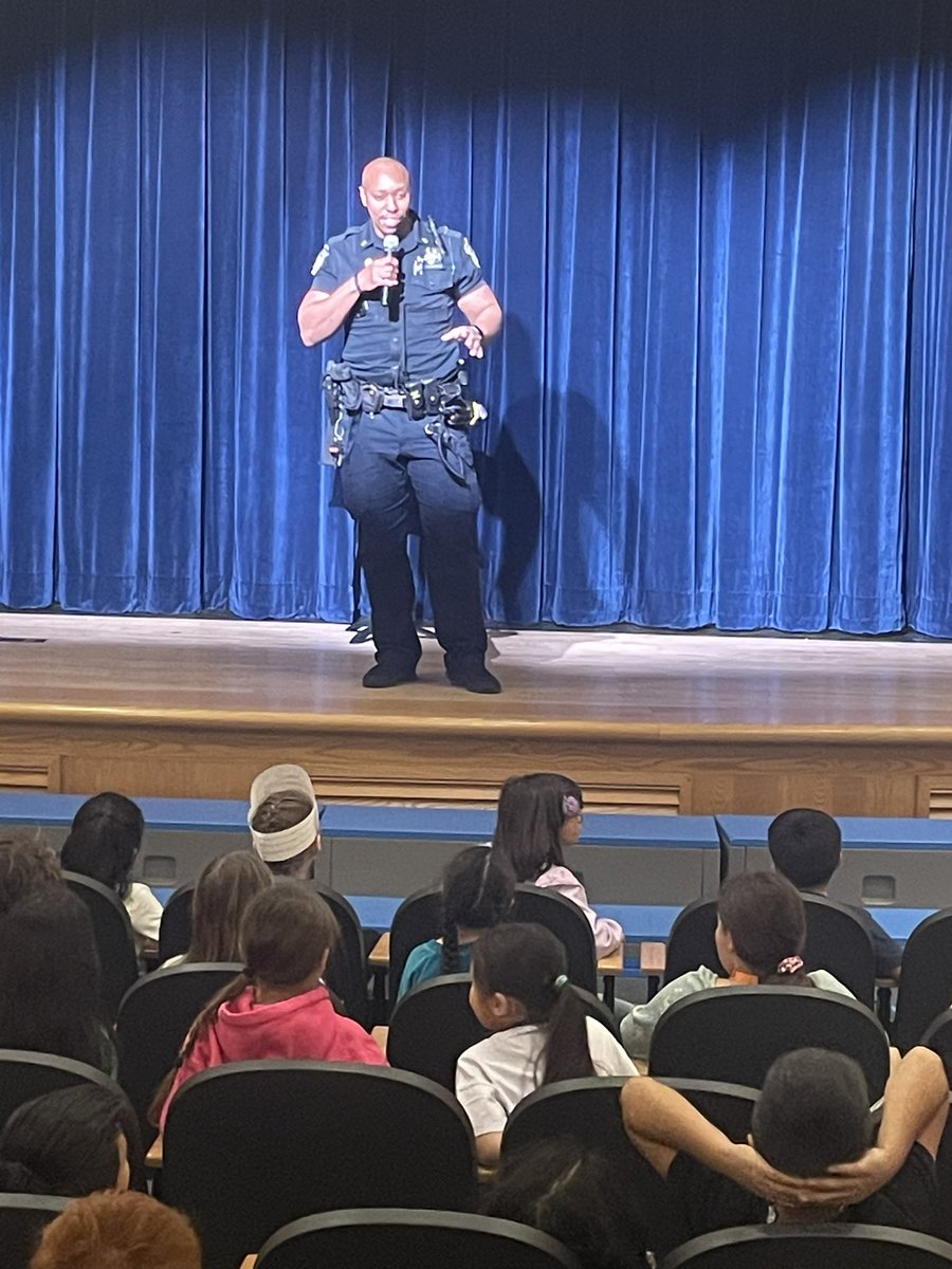Mr. Spedafino (@rspedafino) on Twitter photo Today <a href="/postroadschool/">Post Road School</a> we had a special visit from Hudson our White Plains Police Dog! Special thanks to our <a href="/cityofwp/">City of White Plains</a> Police Officers for visiting <a href="/postroadschool/">Post Road School</a> #wpproud #postroadrocks #letsgo Today <a href="/postroadschool/">Post Road School</a> we had a special visit from Hudson our White Plains Police Dog! Special thanks to our <a href="/cityofwp/">City of White Plains</a> Police Officers for visiting <a href="/postroadschool/">Post Road School</a> #wpproud #postroadrocks #letsgo
