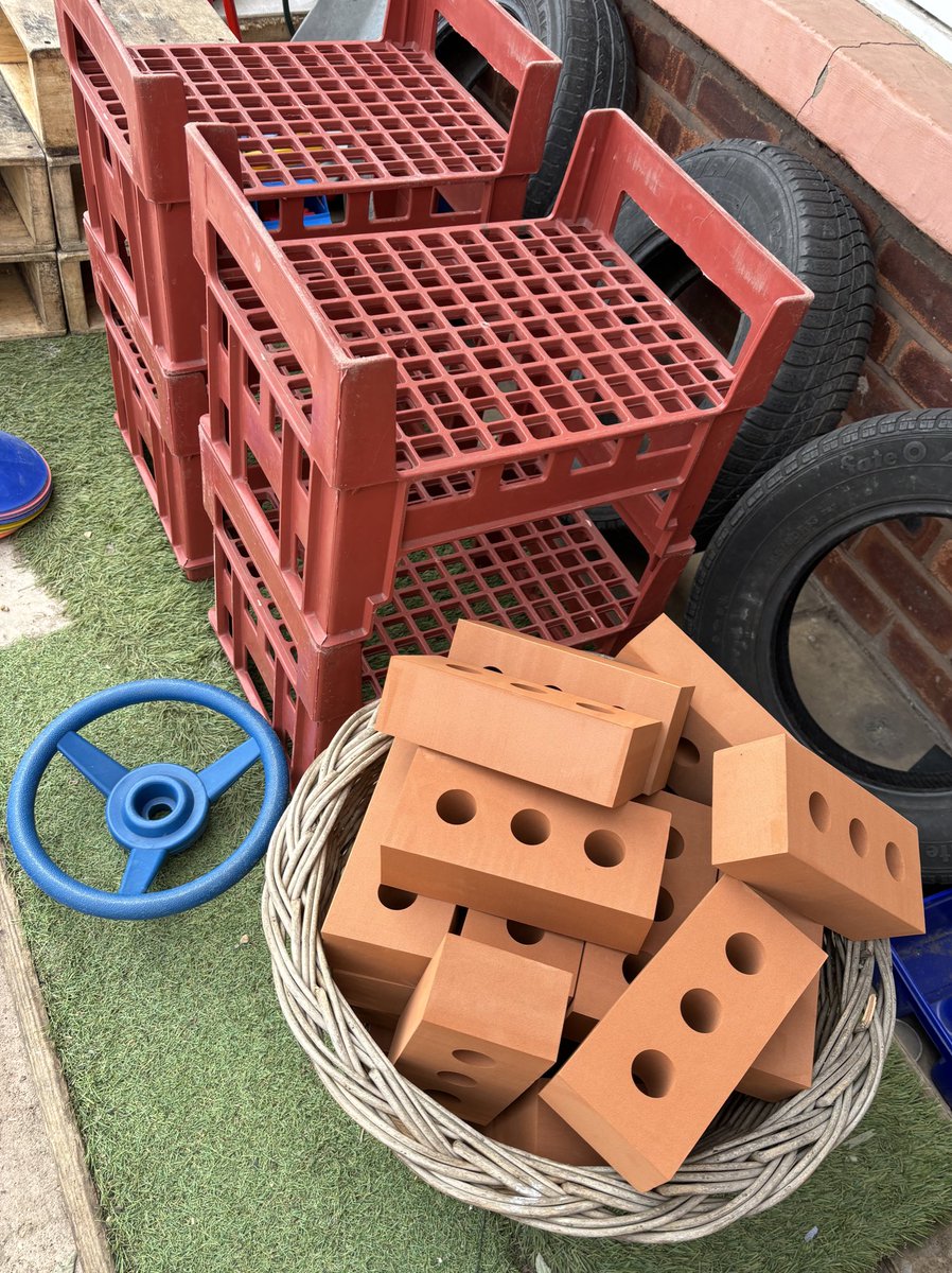 Happy Friday!!🥳 Absolutely buzzing with our delivery of foam bricks for our construction area from @cosydirect🤩 I couldn’t wait till Monday to put them out! The children are going to be so excited and I can’t wait to see what amazing things they build with them!🧱 #eyfs