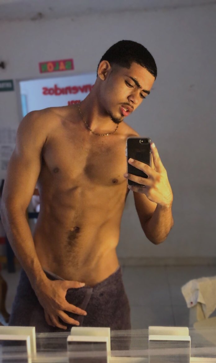 Samuriko09's tweet photo. Sexy 😈🔥 https://t.co/Ksbvic7kU1