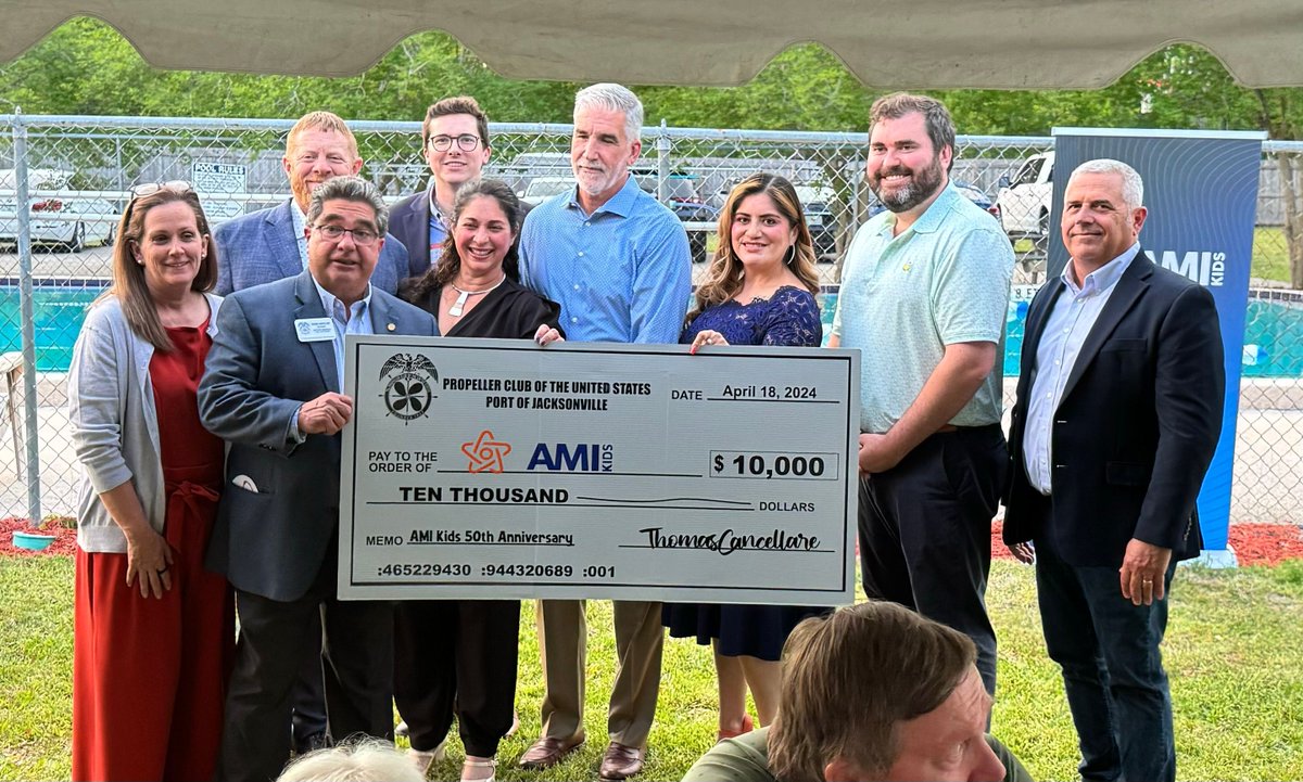 Last night, representatives from the #PropClubJax Board of Governors were pleased to present a $10,000 check to Jacksonville. PropClubJax supports AMIkids Jacksonville as part of our community giving initiatives. Learn more at amikids.org